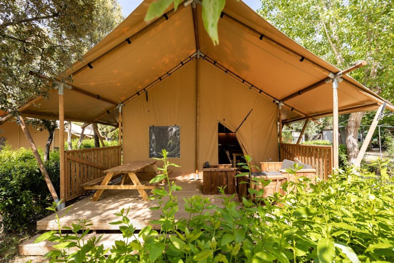 Camping Campo Dei Fiori - Glamping4All Vada Zewnętrze zdjęcie